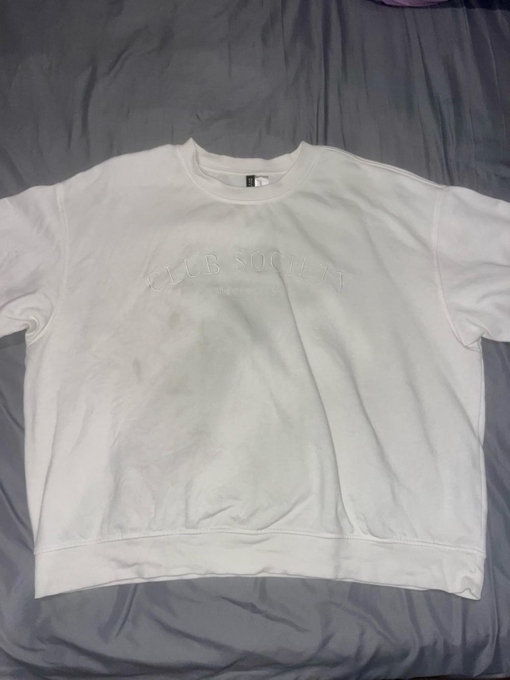 H&M White Crewneck Sweatshirt with White Writing